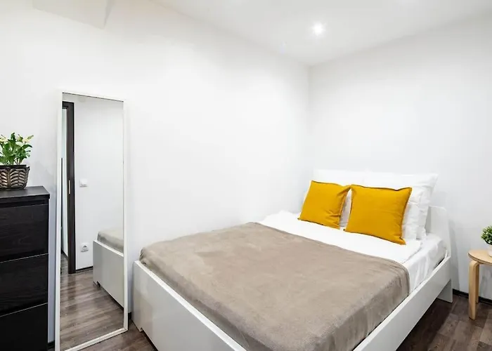 Cityscape Budget Omega Budapest
