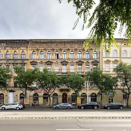 Cityscape Budget Omega Будапешт